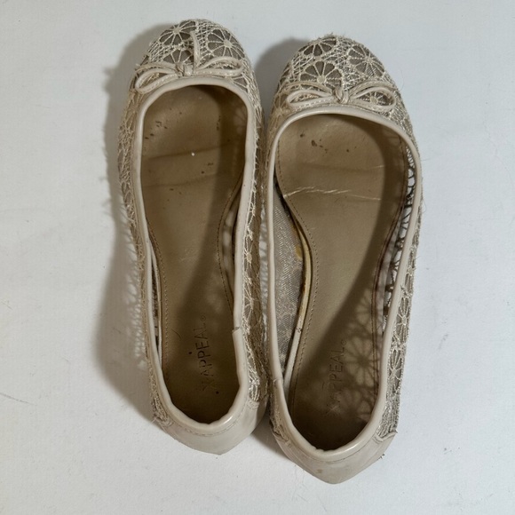Lace Ballet Flats - Picture 6 of 9